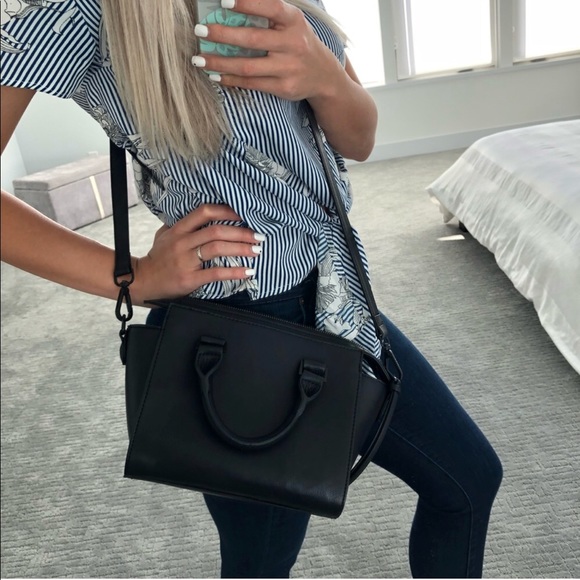 Steve Madden Handbags - LIKE NEW Steve Madden Mini Crossbody Purse